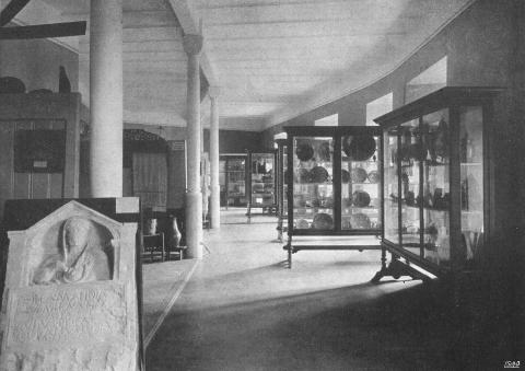 Erdgeschoss des Museums um 1908